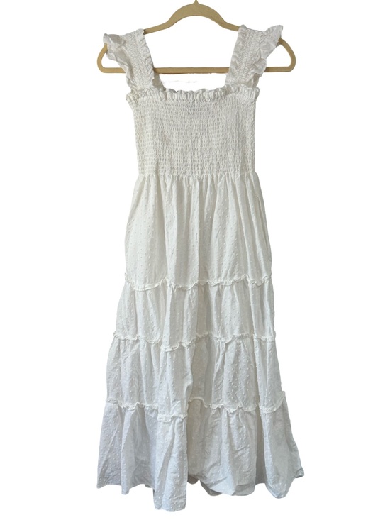 Dresses & Skirts - ▫️⚪️ White Ruffled Smocked Maxi Dress ⚪️▫️